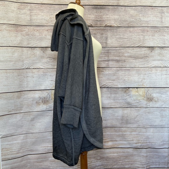 Abercrombie & Fitch Sweaters - Abercrombie Distressed Hooded Cardi